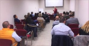 Grupo Albatros, curso ley con Gonzalo Gonzaléz Tejedor como ponente ante la presencia de los asesores de la zona de Badajoz.